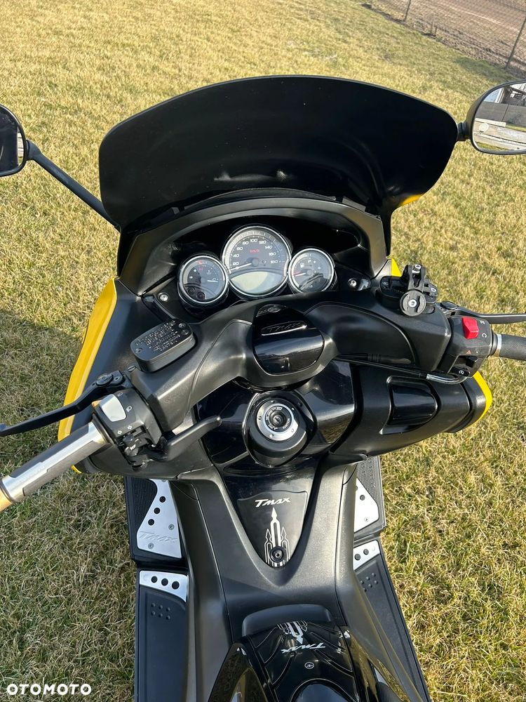 Yamaha Tmax - 5