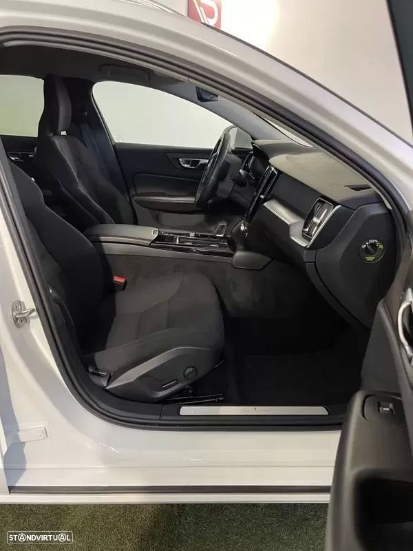 Volvo V60 2.0 T6 AWD TE Inscription - 17