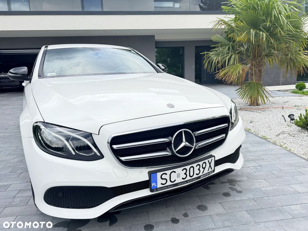 Mercedes-Benz Klasa E 220 d 4-Matic - 3