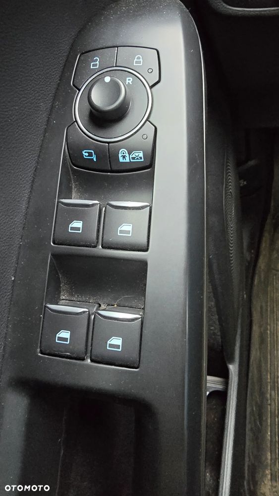 Ford Focus 1.0 EcoBoost ST-Line X - 13