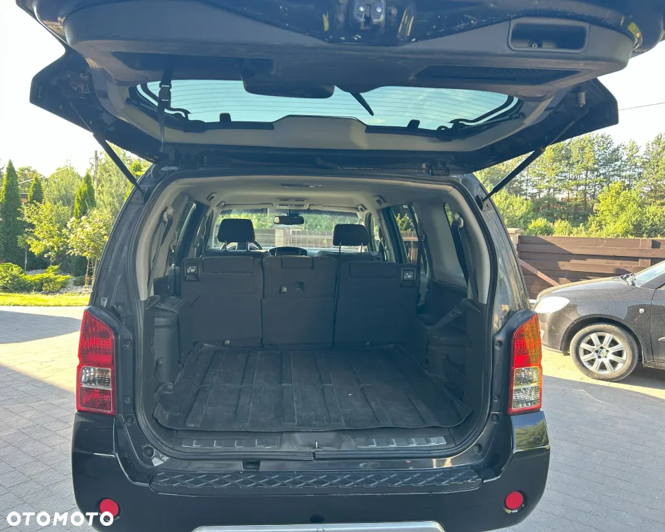 Nissan Pathfinder - 8