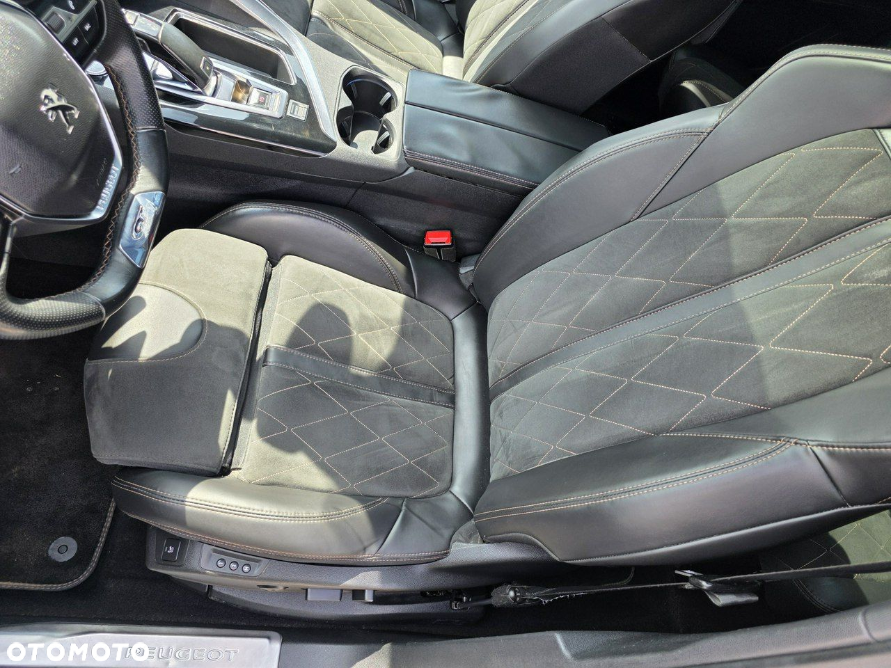 Peugeot 5008 BlueHDI 180 EAT6 GT - 19