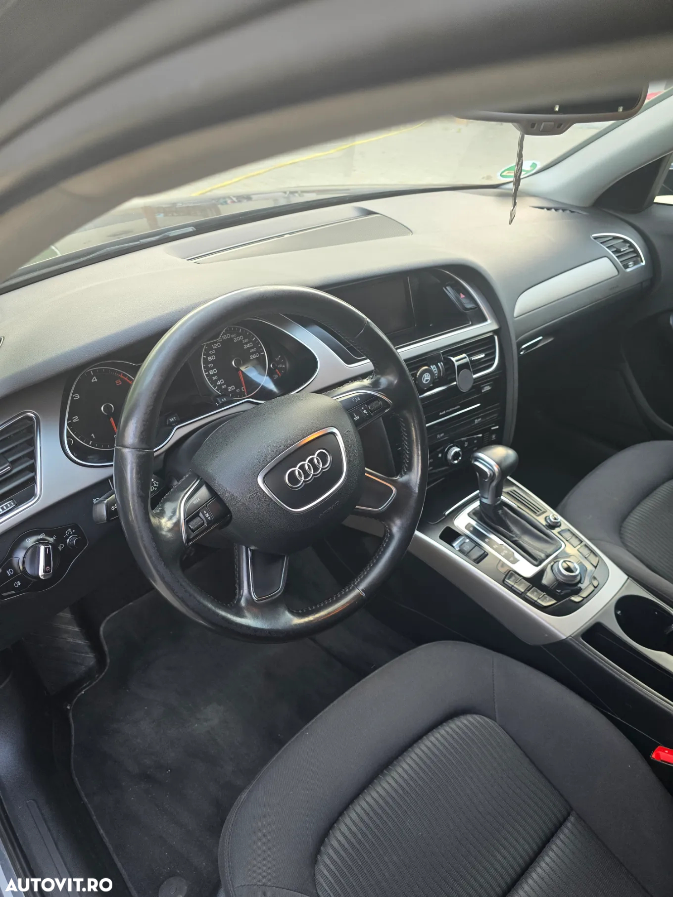 Audi A4 2.0 TDI Multitronic Avant - 9