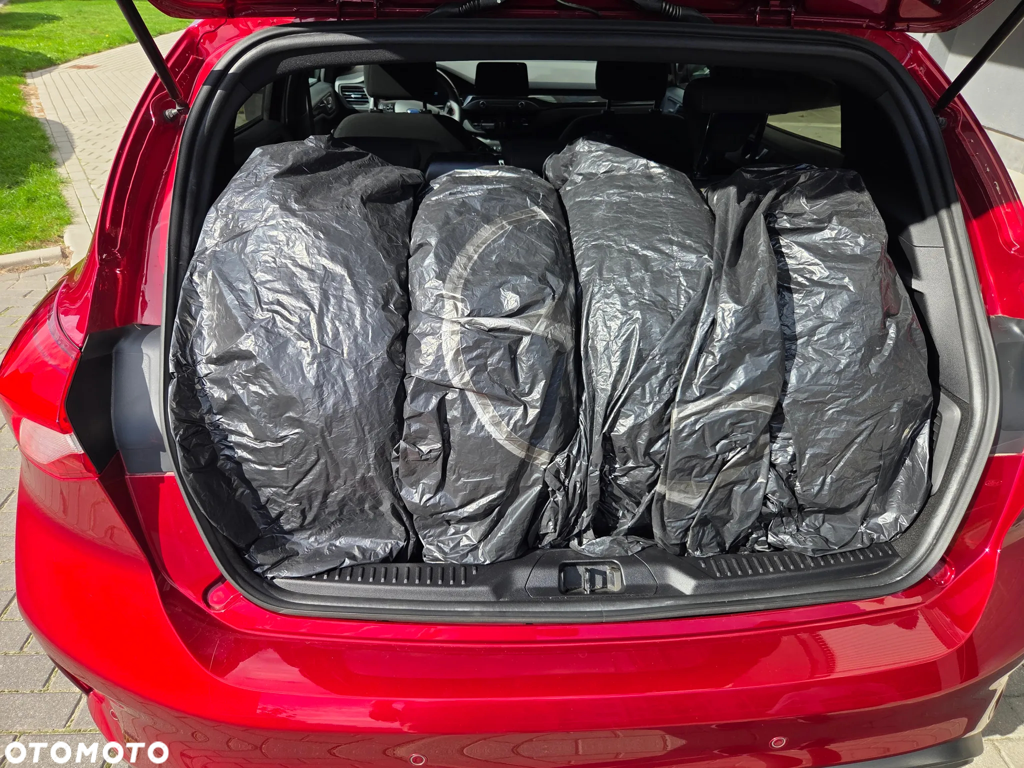 Ford Focus 1.0 EcoBoost ST-Line - 12