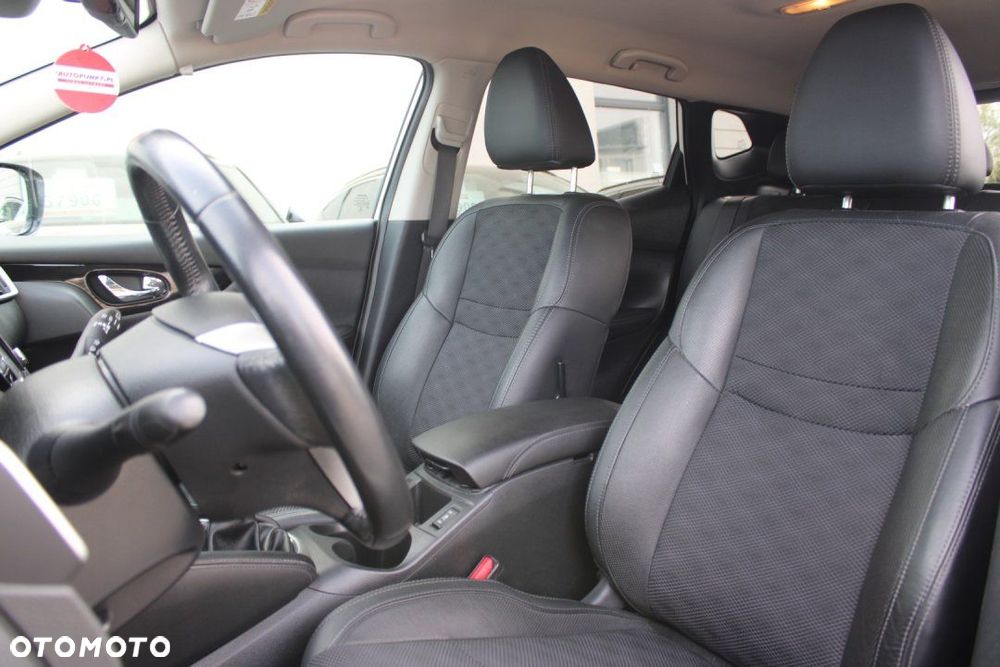 Nissan Qashqai - 16