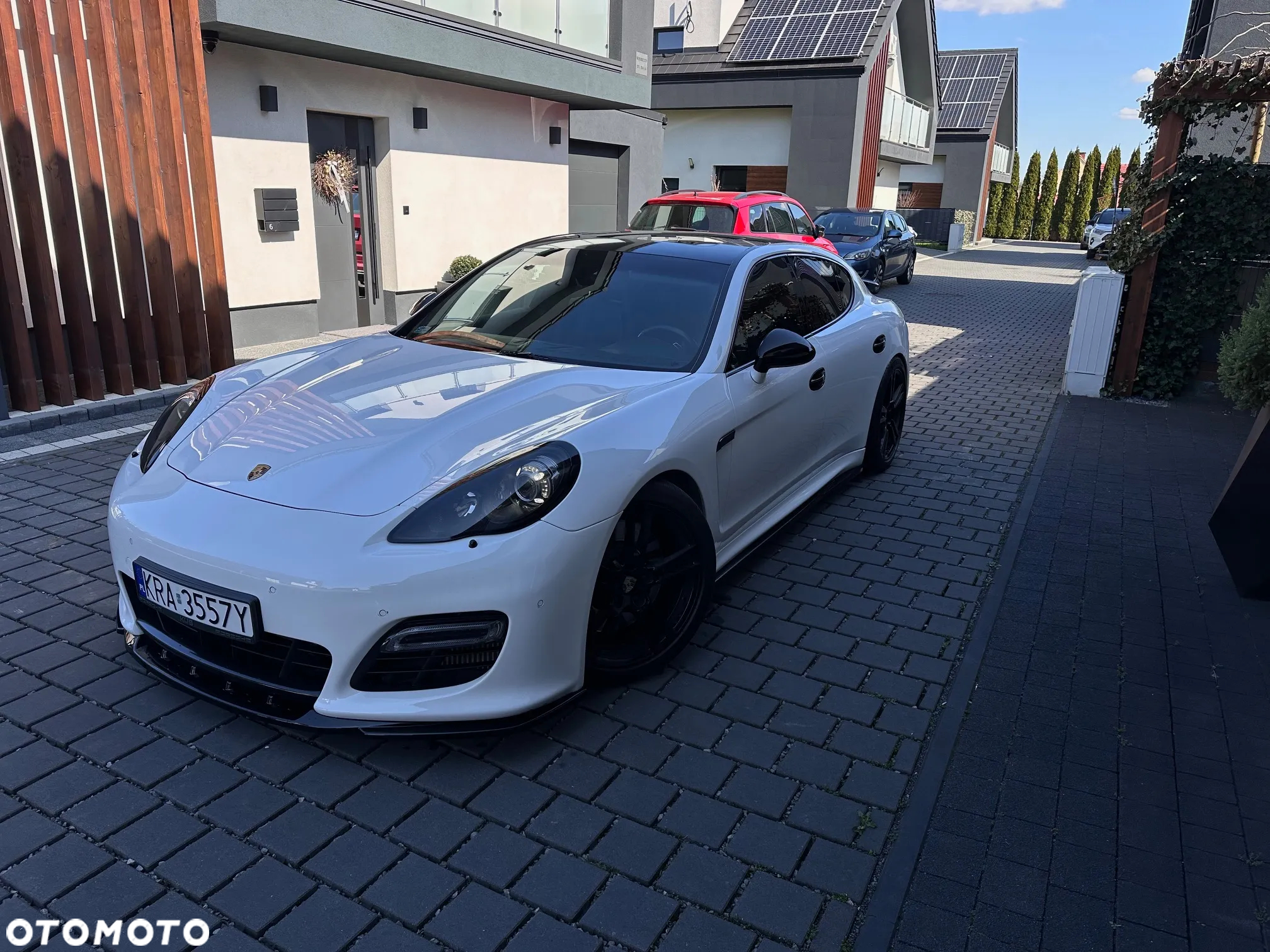 Porsche Panamera Turbo - 29