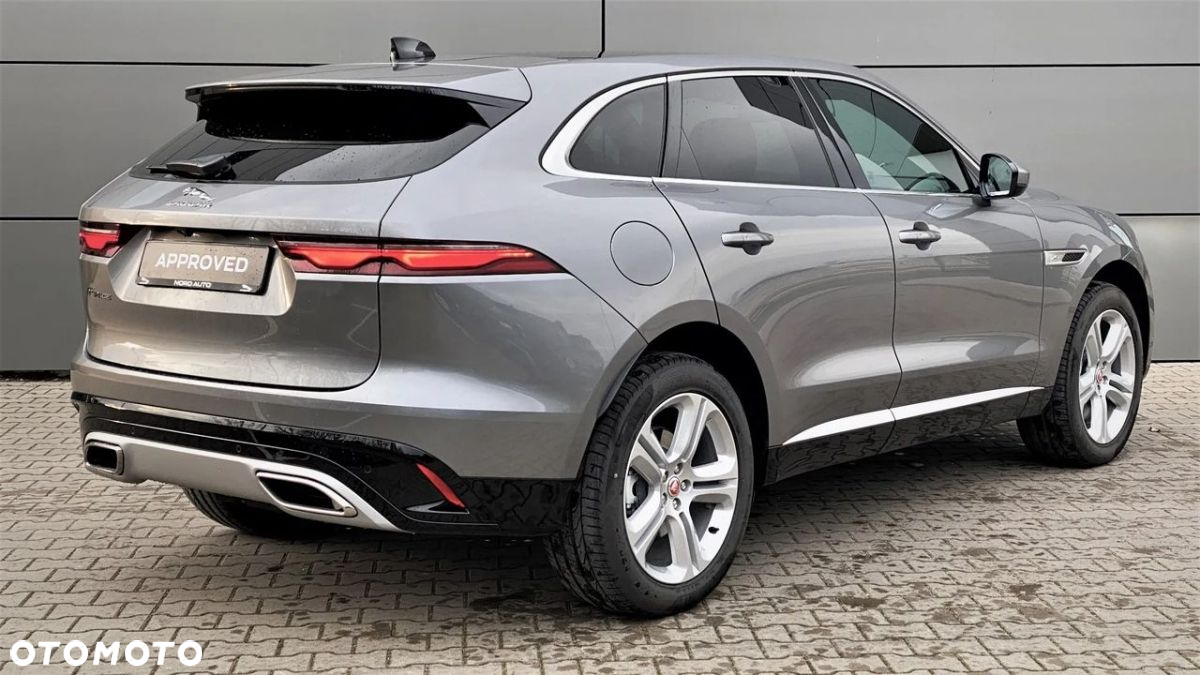 Jaguar F-Pace - 3