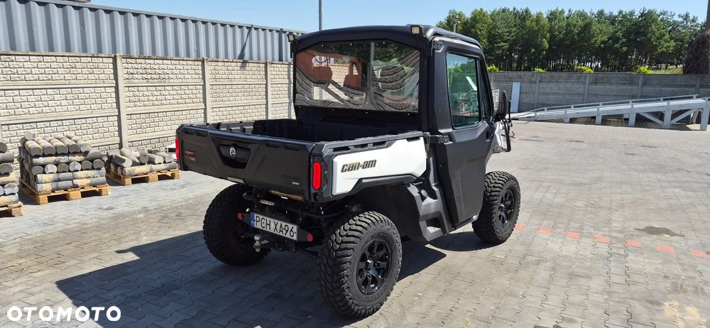 Can-Am Inny - 3
