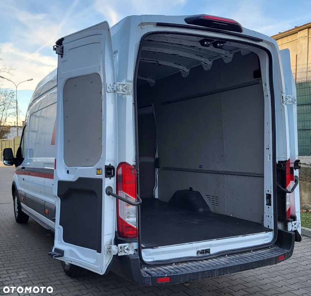 Ford Transit - 10
