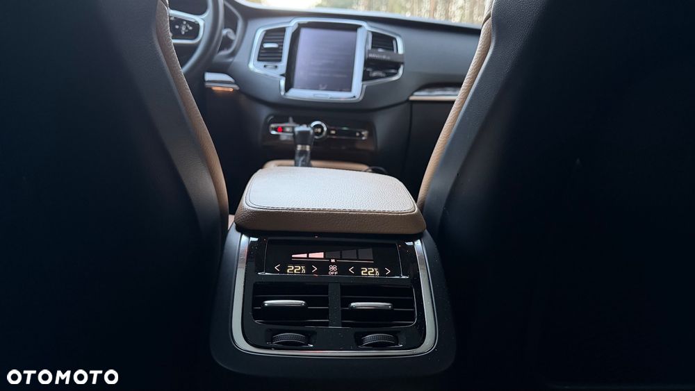 Volvo XC 90 T6 AWD Momentum 7os - 10