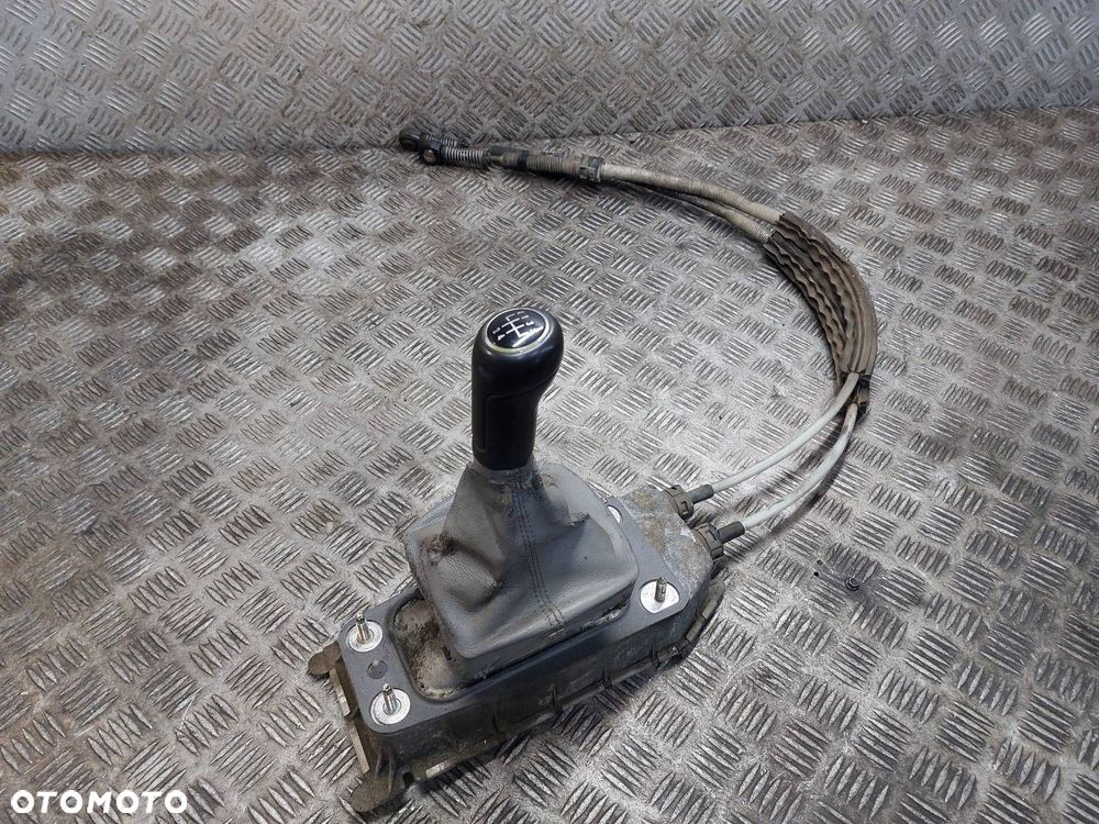 LEWAREK ZMIANY BIEGÓW + LINKI VOLKSWAGEN POLO IV 1.4 16V 6Q0711049E - 1