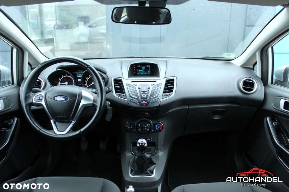 Ford Fiesta - 8
