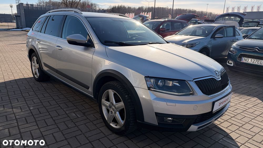 Skoda Octavia 1.8 TSI L&K DSG - 27