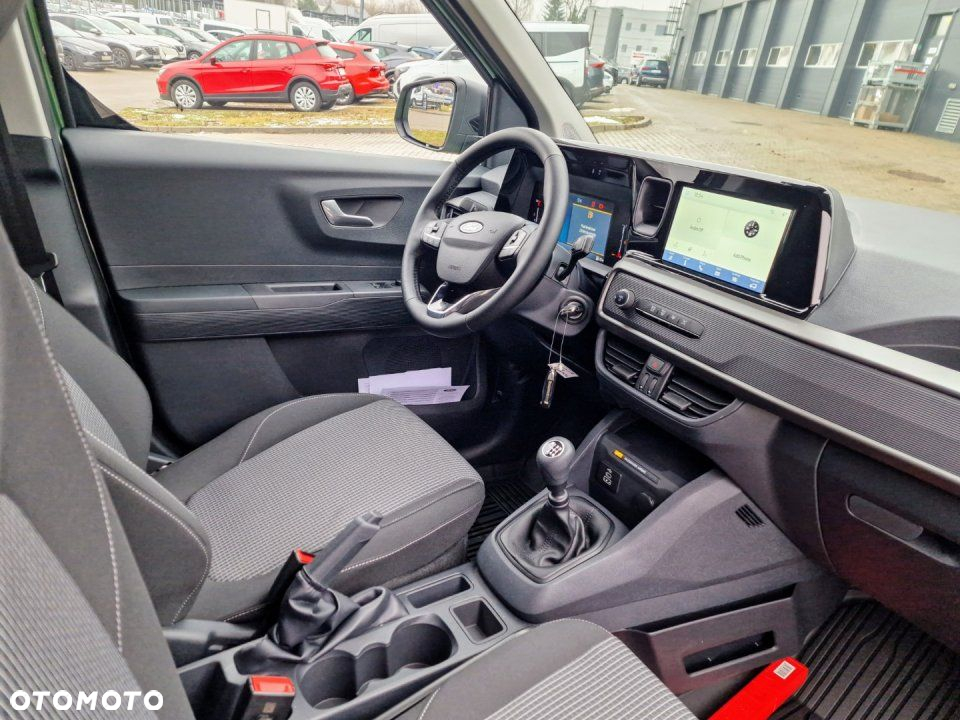 Ford Transit Courier - 6