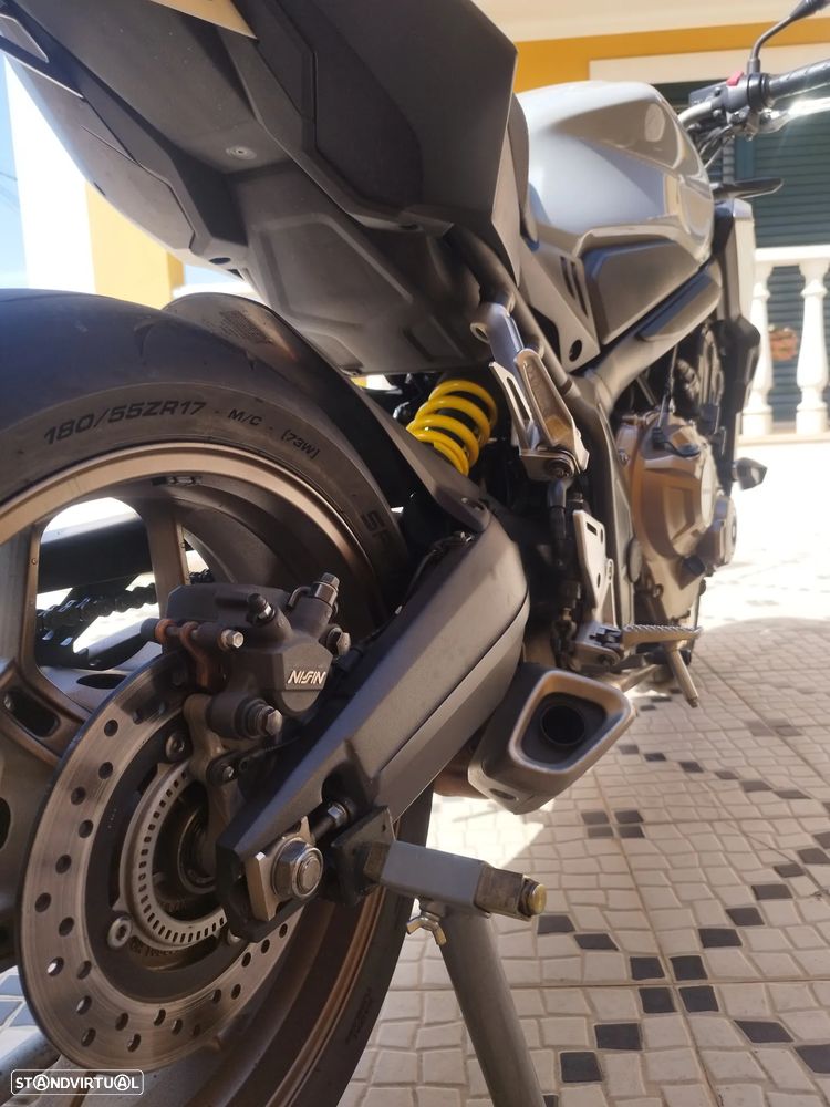 Honda CB Cb650r - 7