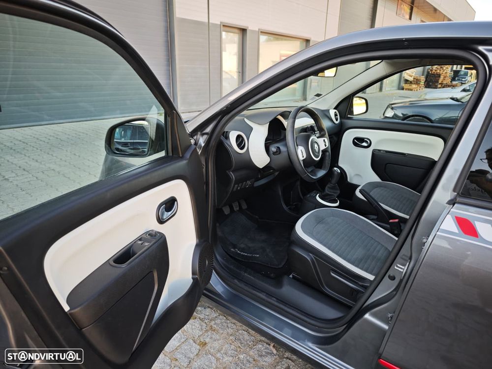Renault Twingo SCe 70 S&S LIMITED - 11