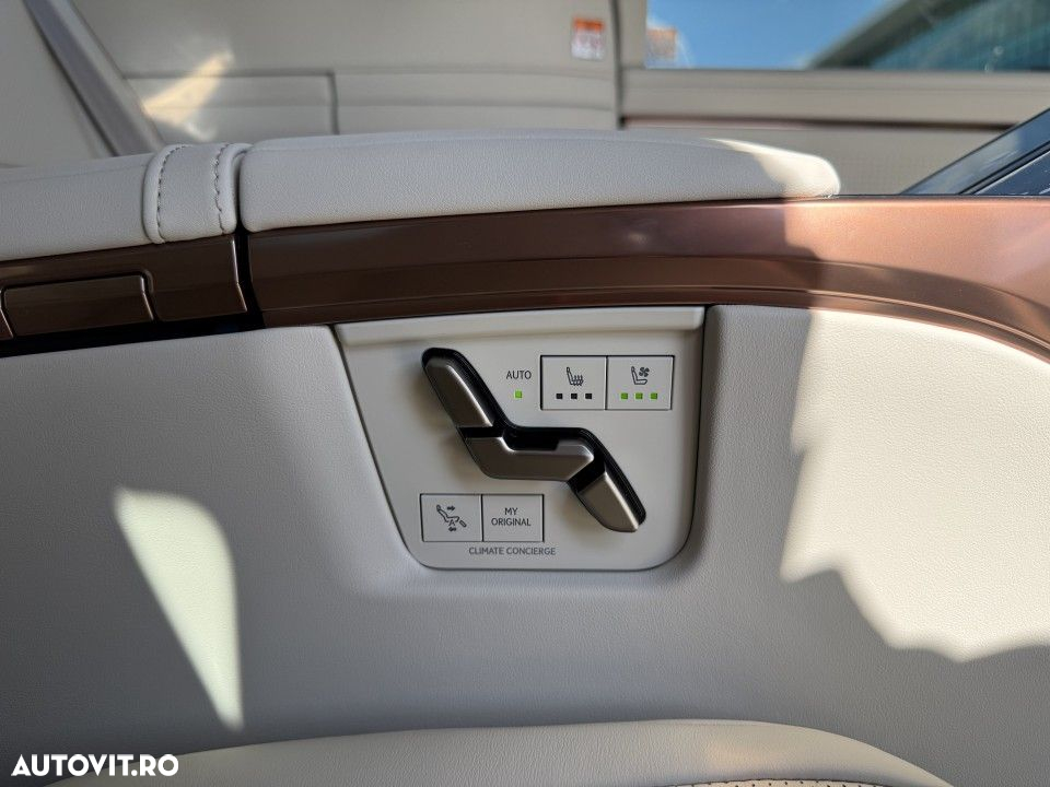 Lexus LM 350h Luxury - 27
