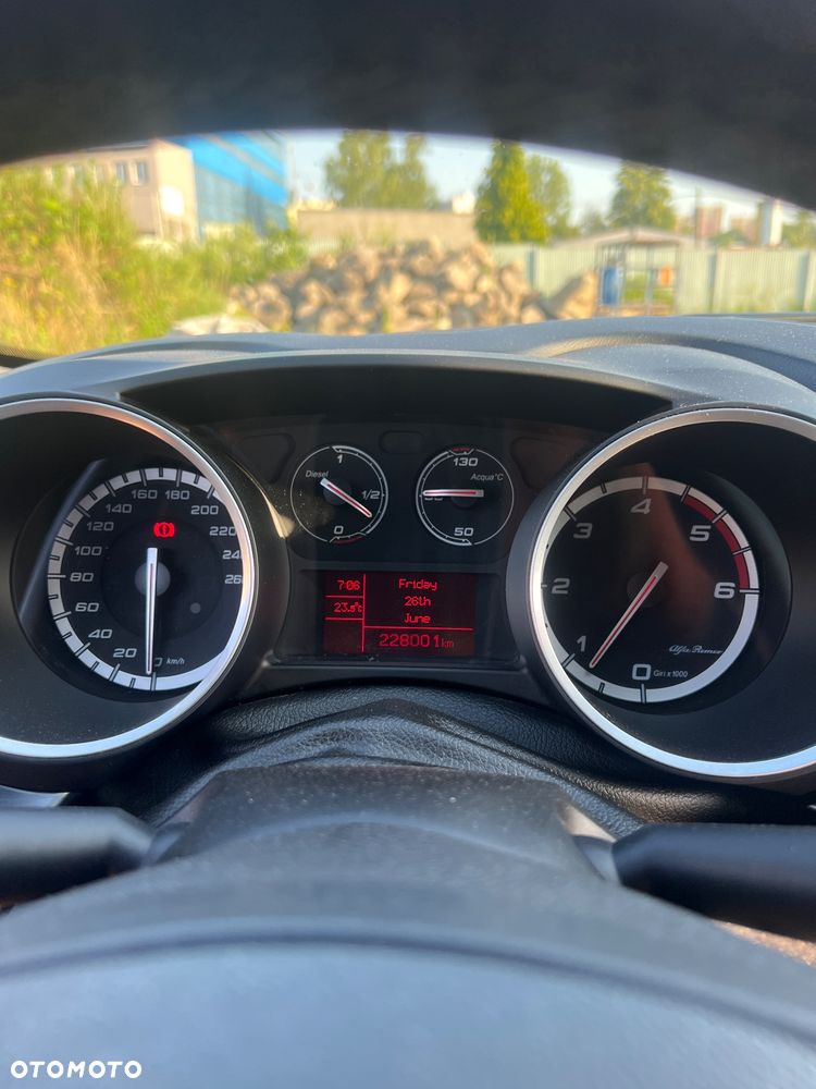 Alfa Romeo Giulietta 2.0 JTDM Distinctive - 14
