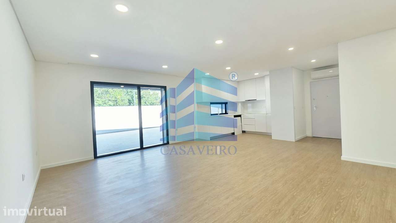 Apartamento T3 com Terraço no centro de Esgueira - Grande imagem: 5/20