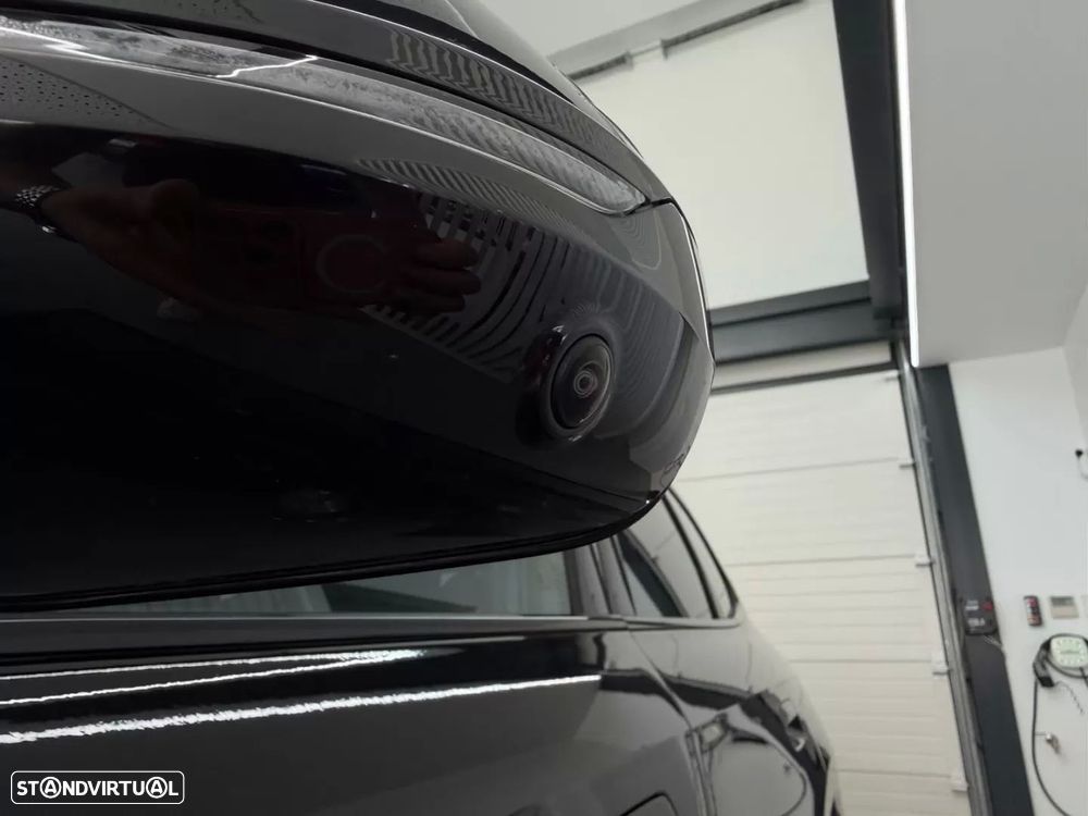 BMW iX1 eDrive20 Pack Desportivo M - 13