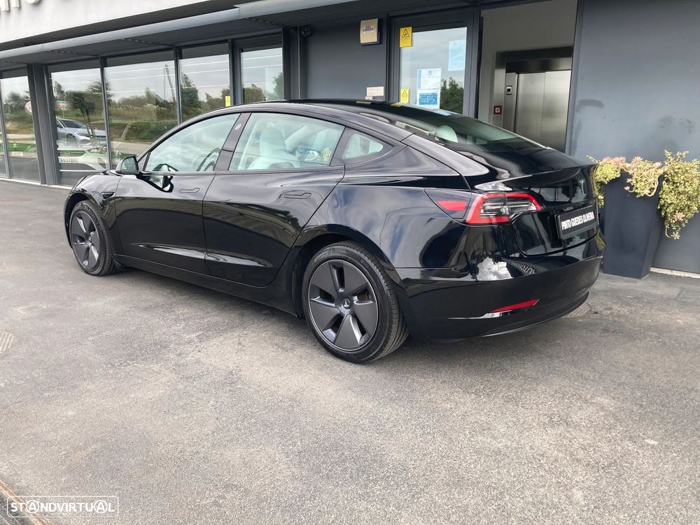 Tesla Model 3 RWD - 7