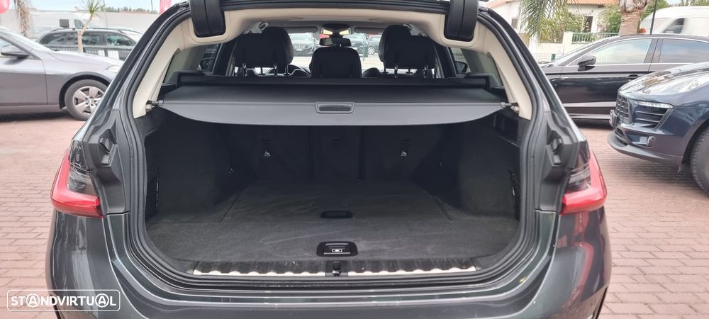 BMW 318 d Touring Line Sport Auto - 49