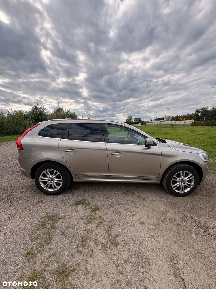 Volvo XC 60 D4 Drive-E Momentum - 7