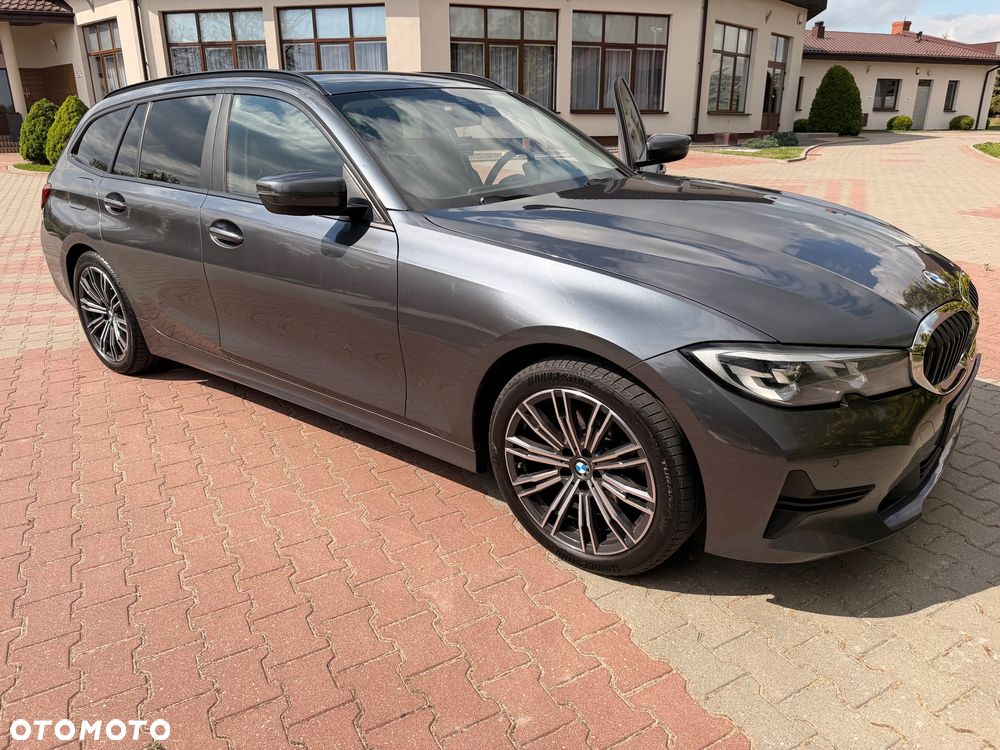 BMW Seria 3 320d MHEV Advantage - 4