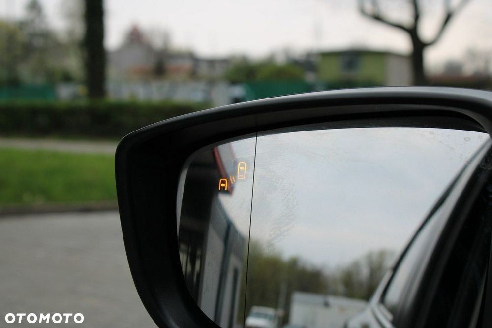 Mazda 3 SKYACTIV-G 120 Exclusive-Line - 16