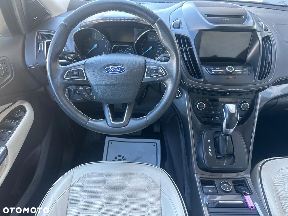 Ford Kuga 2.0 TDCi 4x4 Vignale - 23