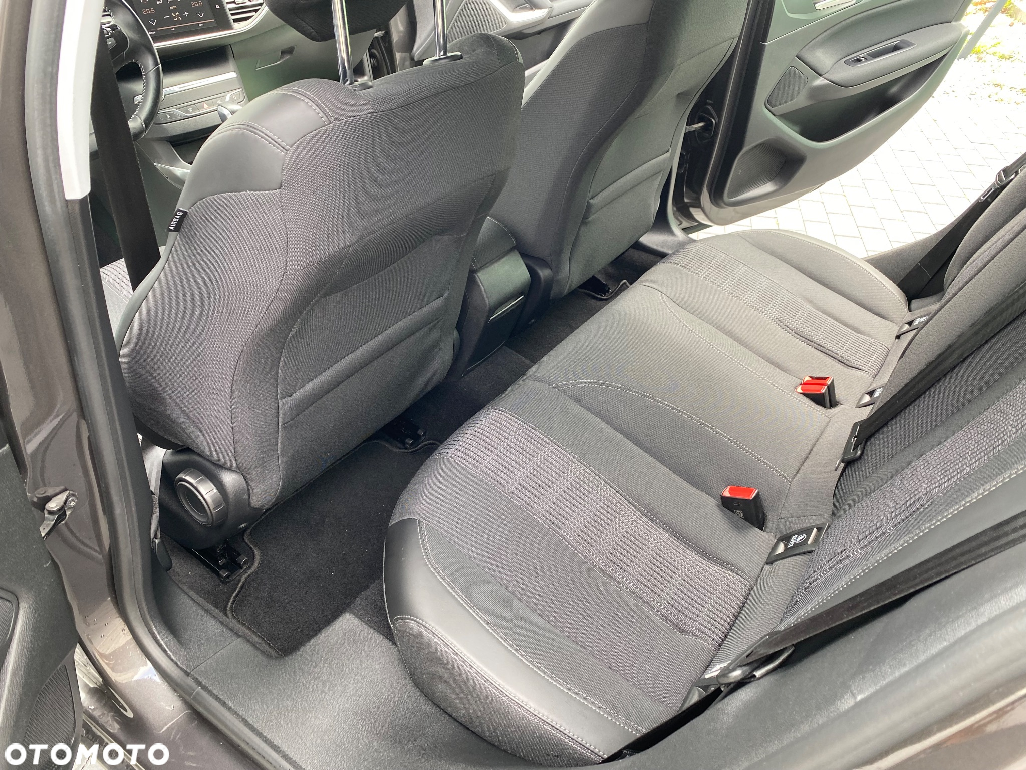 Peugeot 308 BlueHDi FAP 120 EAT6 Stop & Start Allure - 8