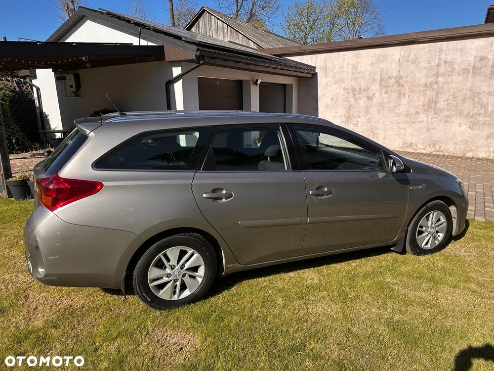 Toyota Auris - 5