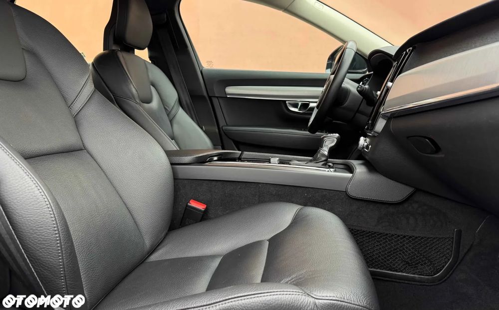 Volvo V90 T4 Momentum Pro - 5