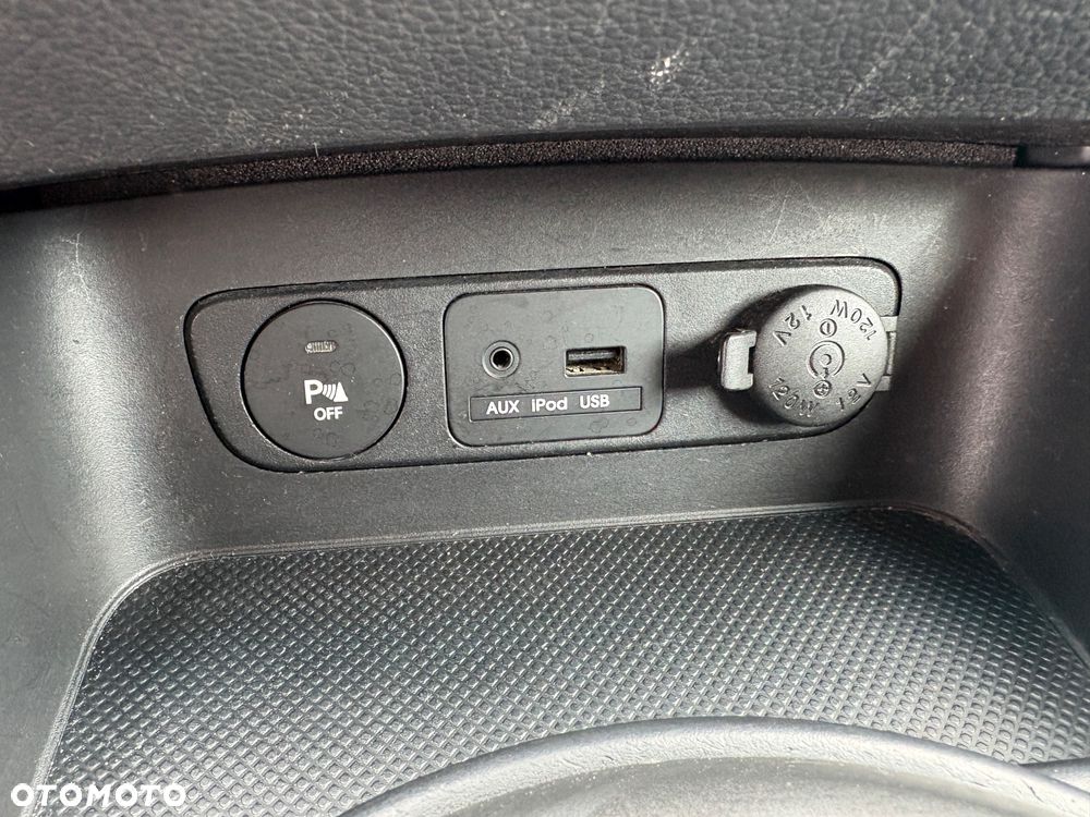 Kia Sportage 2.0 CVVT 2WD Vision - 17
