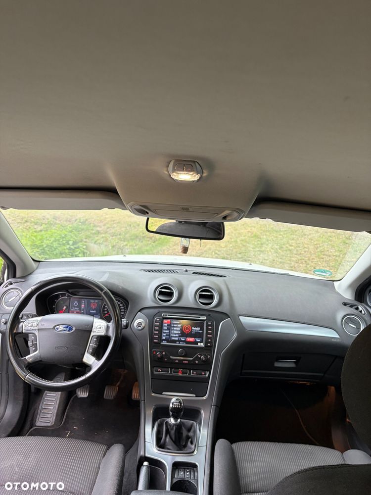 Ford Mondeo 2.2 TDCi Titanium - 9