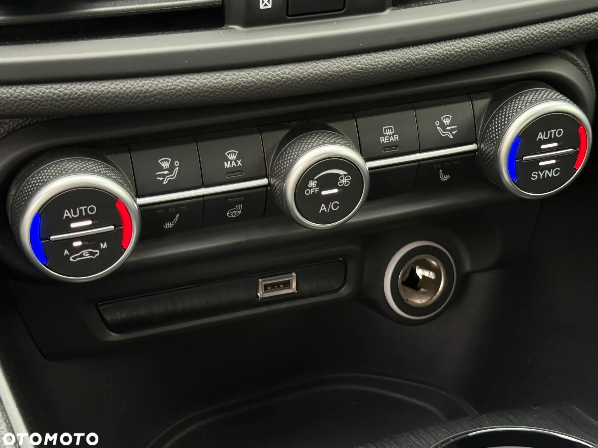 Alfa Romeo Giulia 2.0 Turbo Business - 26