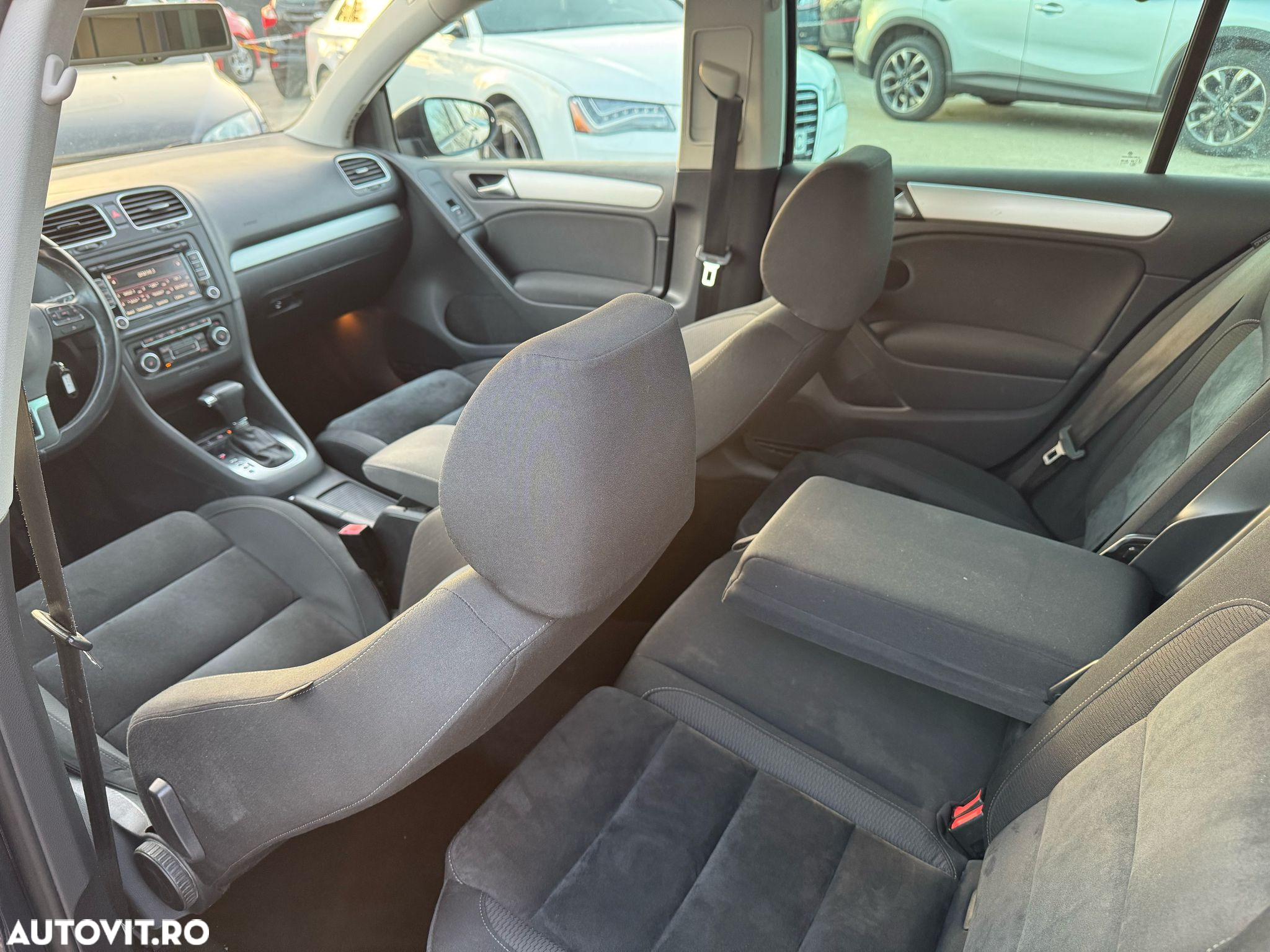 Volkswagen Golf 1.4 TSI Highline DSG - 9