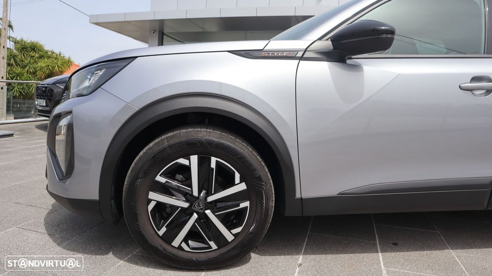 Peugeot 2008 1.2 PureTech Style - 9