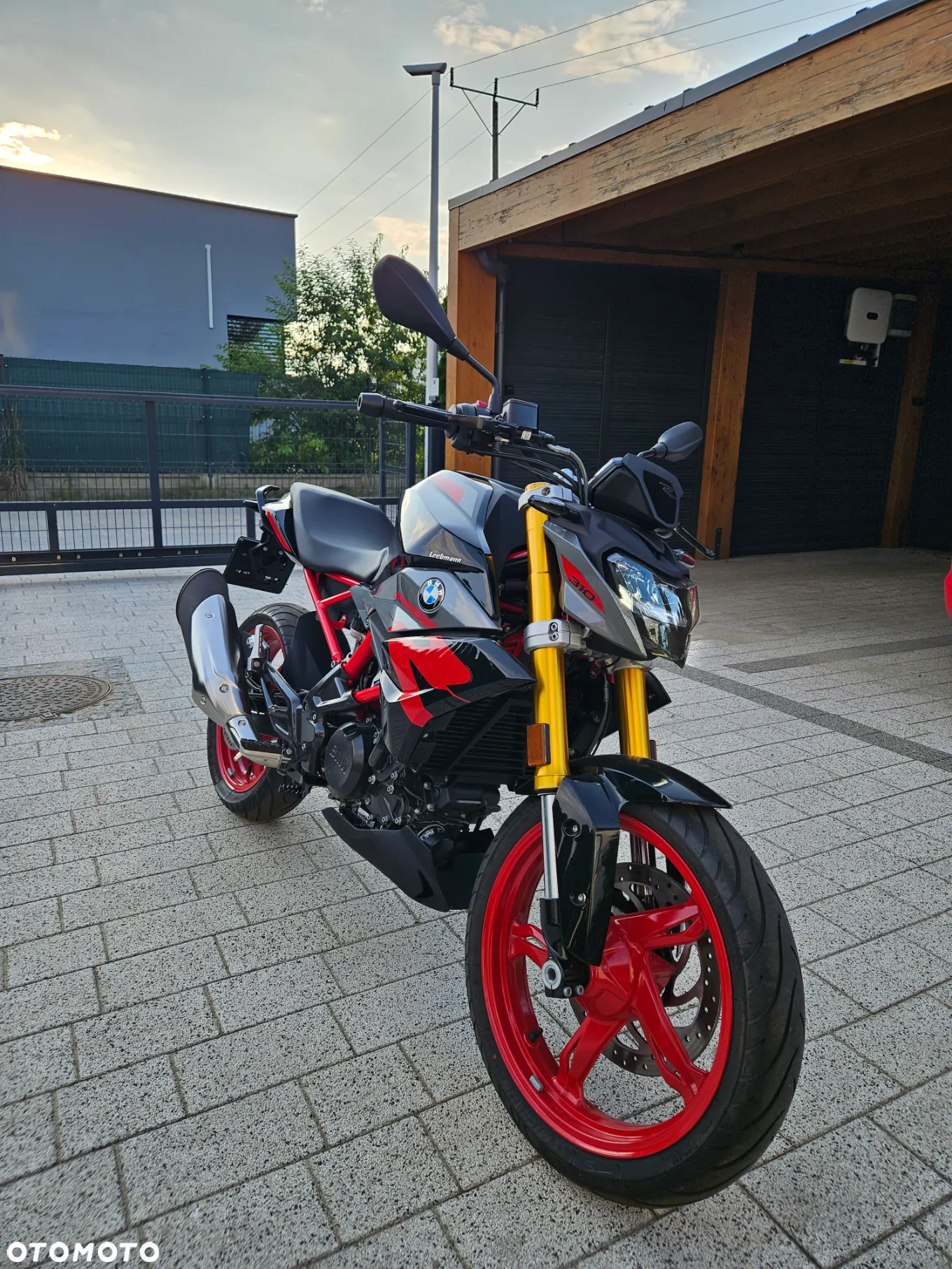 BMW G - 3