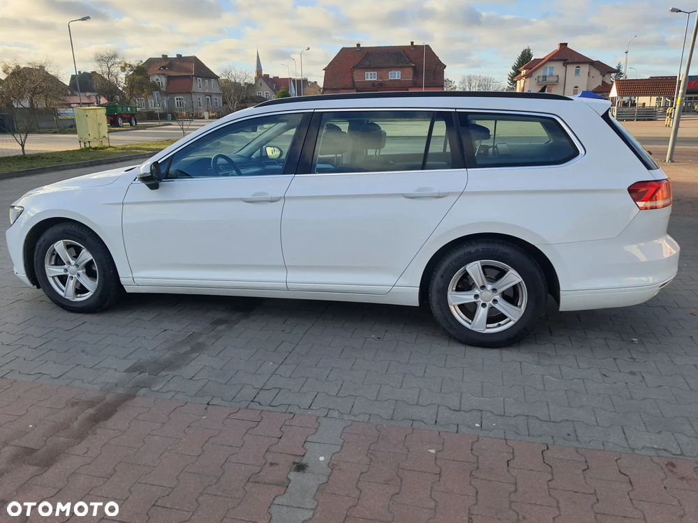 Volkswagen Passat 2.0 TDI SCR DSG Comfortline - 10