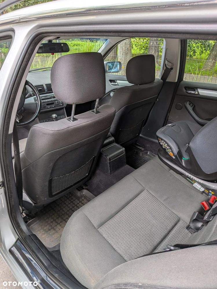 BMW Seria 3 - 12
