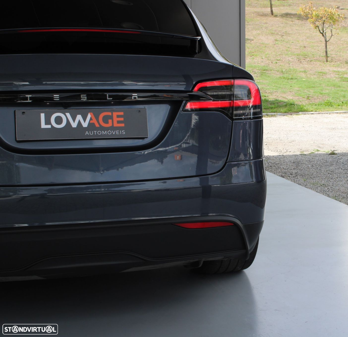 Tesla Model X Long Range AWD - 42