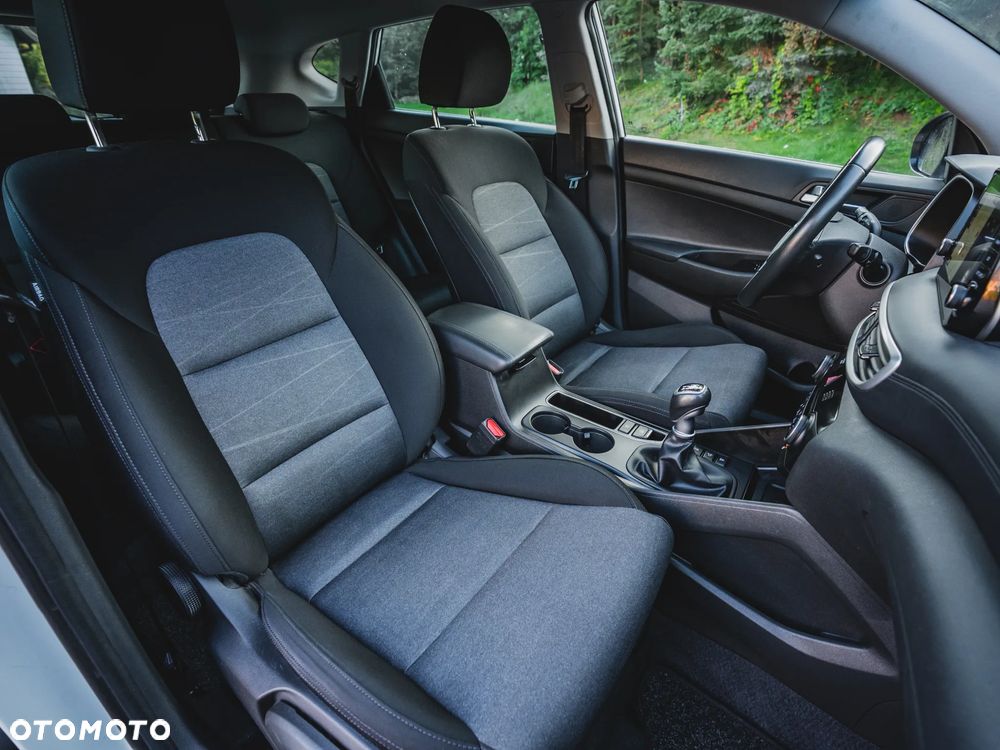 Hyundai Tucson blue 1.6 CRDi 2WD Style - 32