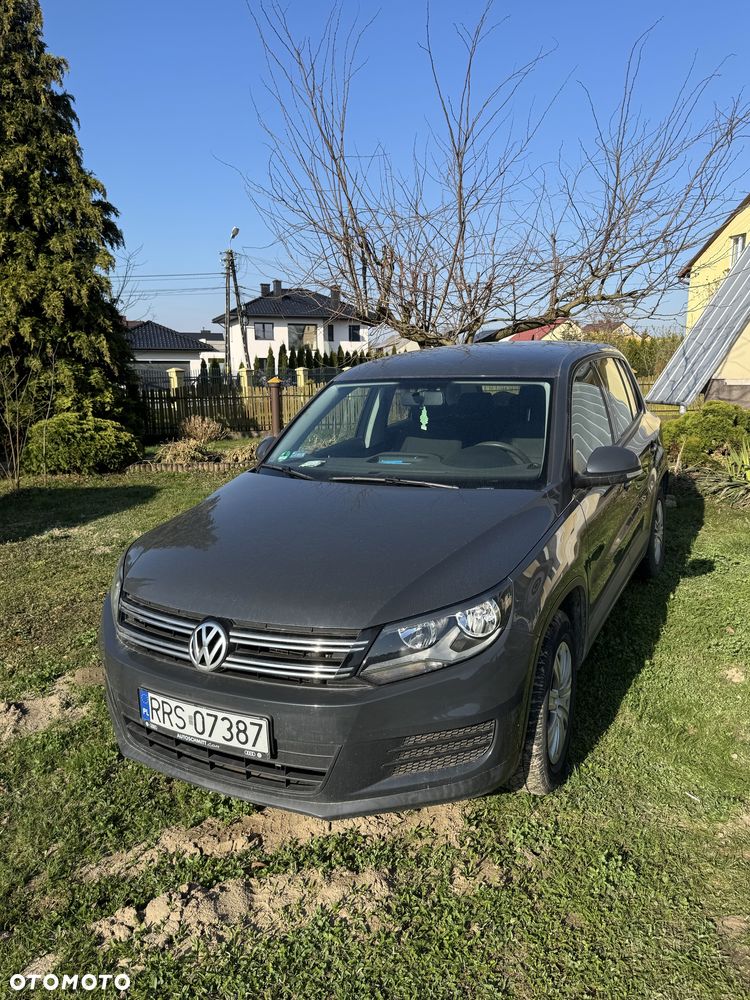 Volkswagen Tiguan - 2