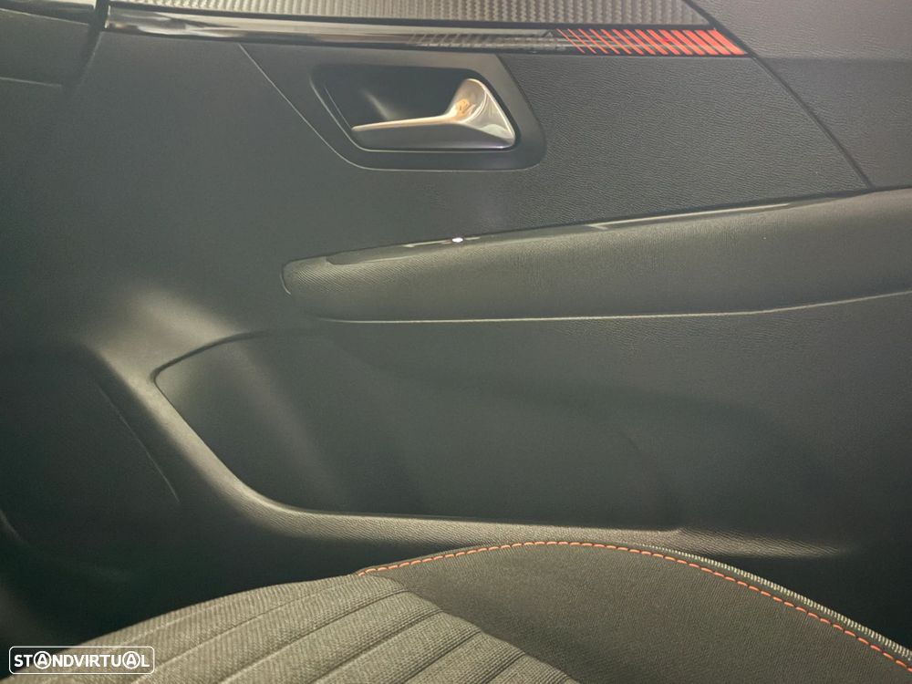 Peugeot e-208 50 kWh Allure - 45