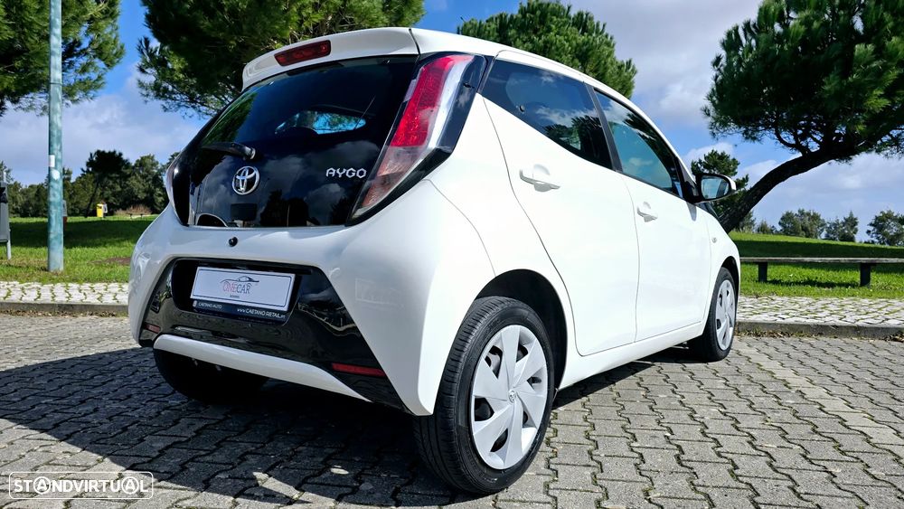 Toyota Aygo 1.0 X-Play+AC+X-Touch - 10