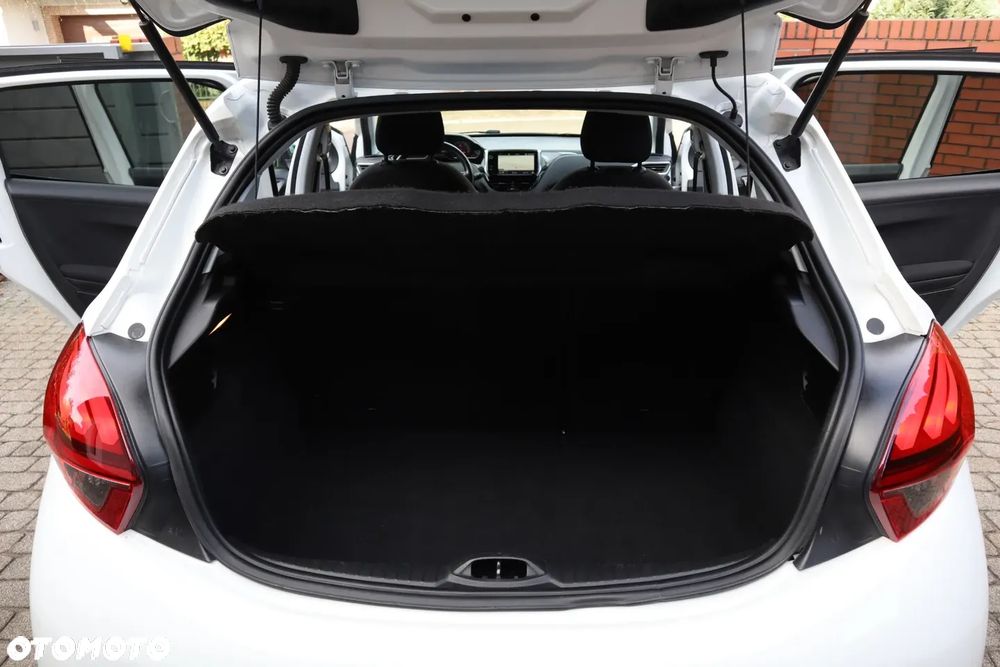 Peugeot 208 1.2 PureTech Allure S&S - 15