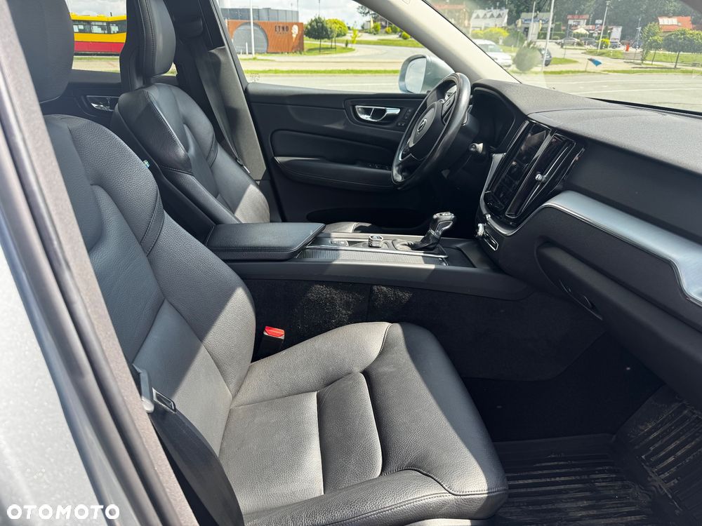 Volvo XC 60 T6 AWD Geartronic Inscription - 17