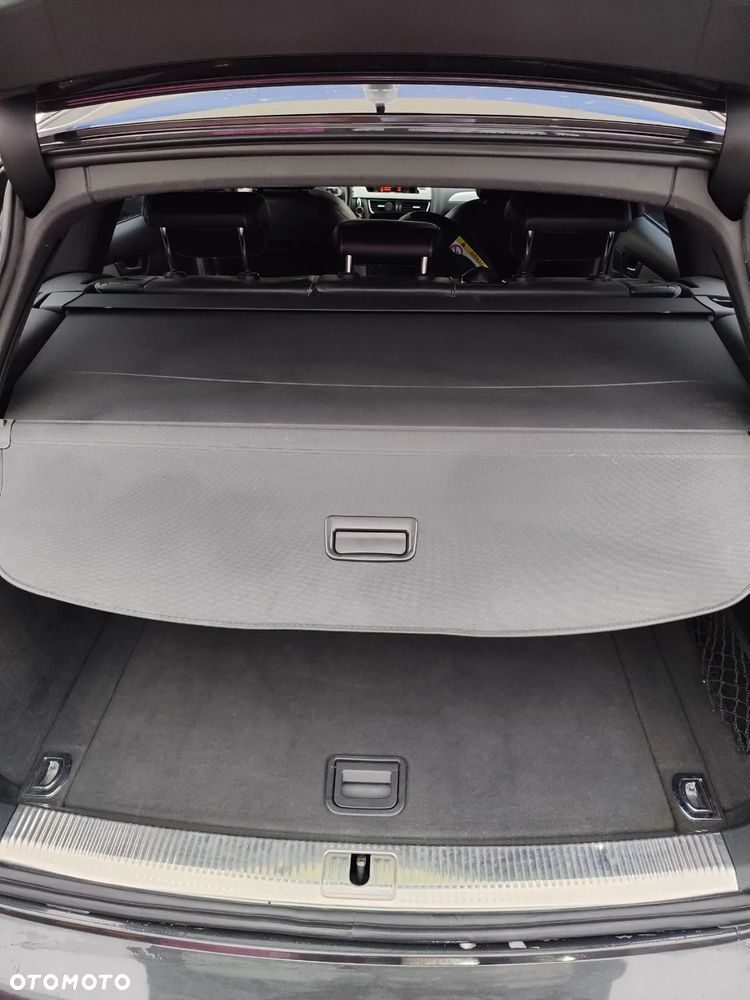 Audi A4 ver-avant-2-0-tfsi-quattro-s-tronic-s-line-sportpaket - 24