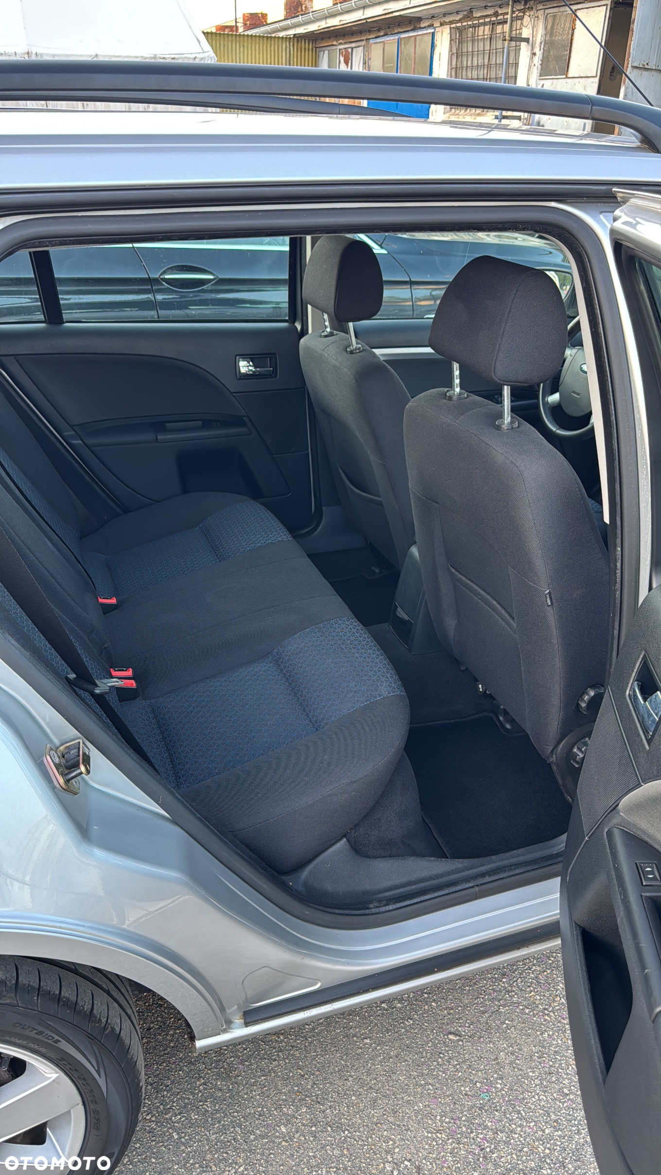 Ford Mondeo 1.8 Silver X - 21
